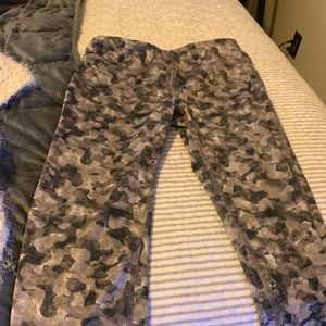 Mono b workout tights